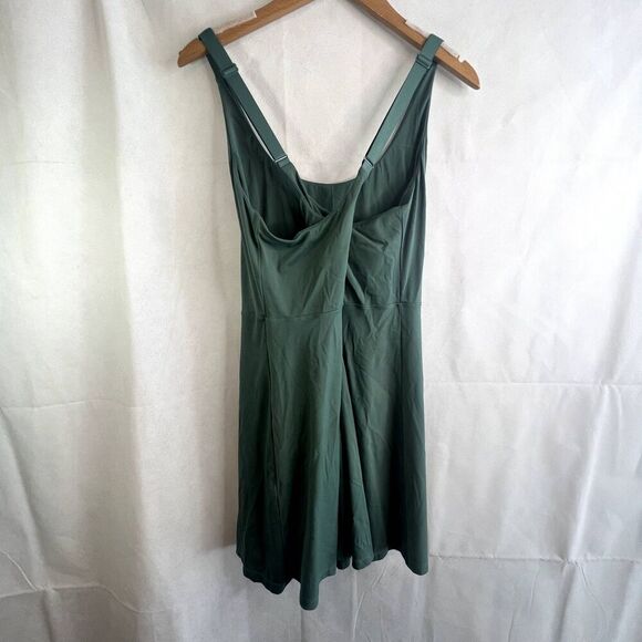 Toreel Green Tennis Exercise Dress with Shorts with pockets underneath Size XL - Picture 2 of 11
